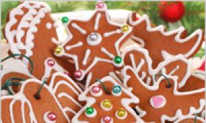 Печенье на Новый год: рецепты с имбирем, глазурью и с предсказаниями