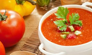 Классический рецепт гаспачо — освежающего супа из простых ингредиентов